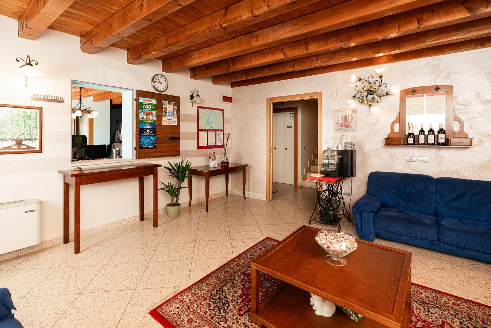 Agriturismo Dei Grippi Sona Ngoại thất bức ảnh